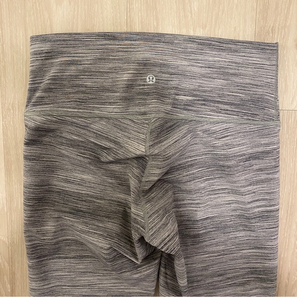 Lululemon High Times 7/8 Pant Space Dye Seal Gray - Picture 4 of 11